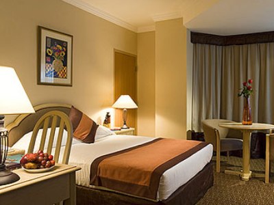 bedroom - hotel novel city center - abu dhabi, united arab emirates