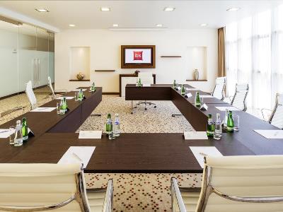 conference room - hotel ibis abu dhabi gate - abu dhabi, united arab emirates