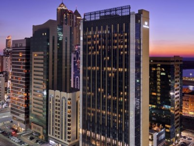 exterior view - hotel southern sun - abu dhabi, united arab emirates