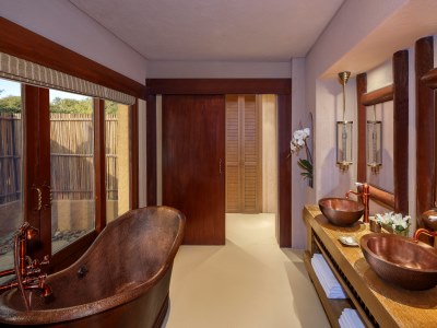 bathroom - hotel anantara al sahel villas - abu dhabi, united arab emirates