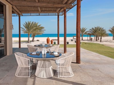 restaurant - hotel anantara al yamm villas - abu dhabi, united arab emirates