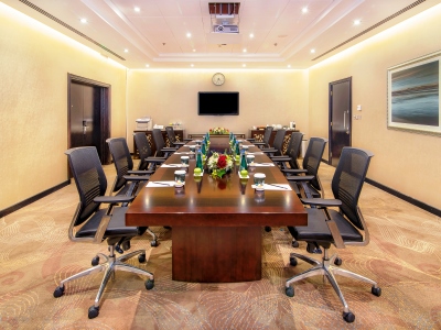 conference room 2 - hotel radisson blu corniche - abu dhabi, united arab emirates