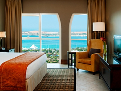 bedroom - hotel sheraton khalidiya - abu dhabi, united arab emirates