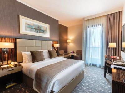 bedroom 1 - hotel hawthorn suites abu dhabi city center - abu dhabi, united arab emirates