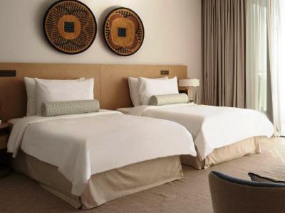 bedroom 3 - hotel jumeirah at saadiyat island resort - abu dhabi, united arab emirates