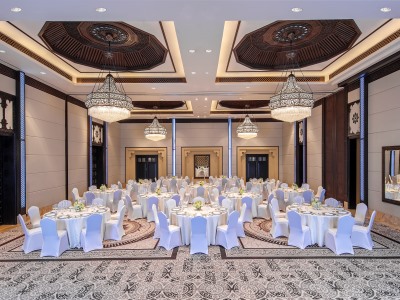 conference room 4 - hotel qasr al sarab desert resort by anantara - abu dhabi, united arab emirates