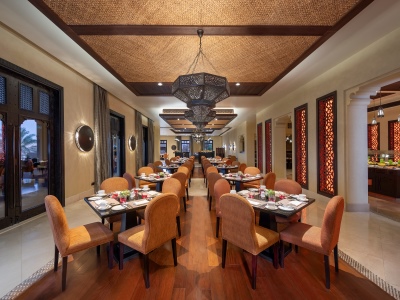 restaurant - hotel qasr al sarab desert resort by anantara - abu dhabi, united arab emirates