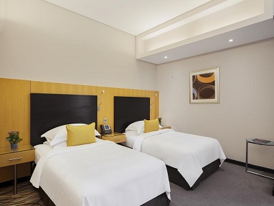 bedroom 1 - hotel hala arjaan by rotana - abu dhabi, united arab emirates