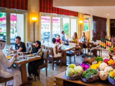 restaurant - hotel khalidiya palace rayhaan - abu dhabi, united arab emirates