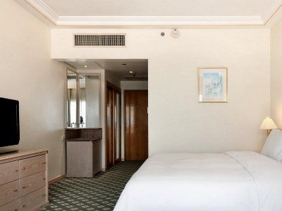 bedroom 3 - hotel radisson blu al ain - al ain, united arab emirates
