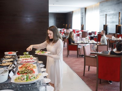 restaurant 1 - hotel royal m hotel fujairah - fujairah, united arab emirates
