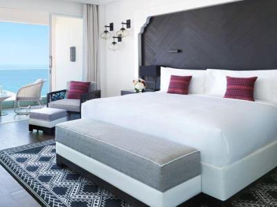 bedroom - hotel fairmont fujairah beach resort - fujairah, united arab emirates