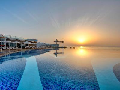 outdoor pool - hotel royal m al aqah beach resort - fujairah, united arab emirates