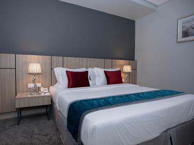 bedroom - hotel fortis hotel fujairah - fujairah, united arab emirates