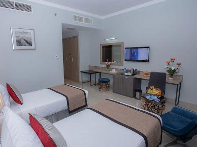 bedroom 1 - hotel fortis hotel fujairah - fujairah, united arab emirates