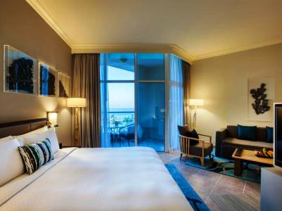 bedroom - hotel fujairah rotana resort and spa - fujairah, united arab emirates