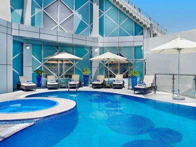 outdoor pool - hotel city seasons towers - dubai, united arab emirates