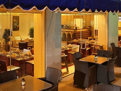 restaurant - hotel j5 rimal - dubai, united arab emirates