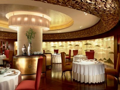 restaurant 2 - hotel shangri-la dubai - dubai, united arab emirates