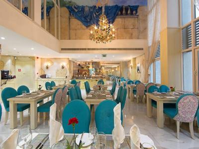 restaurant - hotel al khaleej palace deira hotel - dubai, united arab emirates