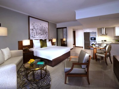 bedroom - hotel pullman dubai creek city ctr residences - dubai, united arab emirates