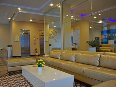 lobby - hotel jannah marina hotel apartments - dubai, united arab emirates
