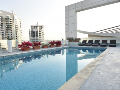 outdoor pool - hotel jannah marina hotel apartments - dubai, united arab emirates