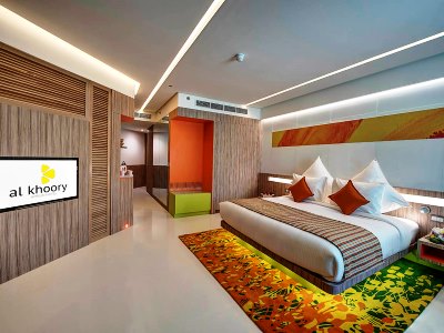 bedroom 7 - hotel al khoory atrium - dubai, united arab emirates
