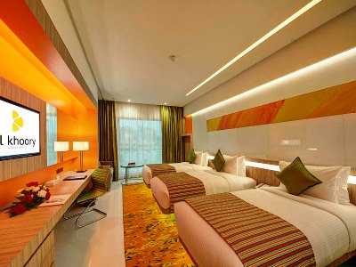 bedroom 8 - hotel al khoory atrium - dubai, united arab emirates