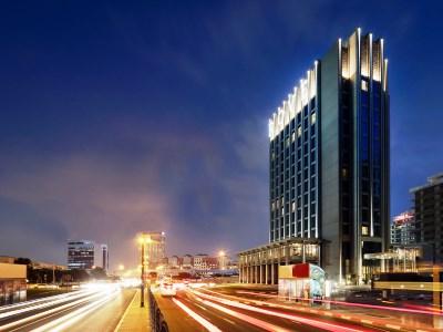 exterior view - hotel rove healthcare city - bur dubai - dubai, united arab emirates