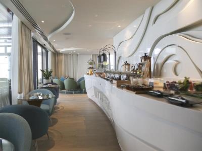 breakfast room - hotel retreat palm dubai mgallery by sofitel - dubai, united arab emirates