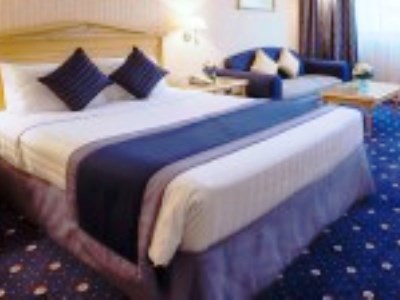 bedroom 3 - hotel capitol - dubai, united arab emirates