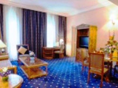 bedroom 4 - hotel capitol - dubai, united arab emirates