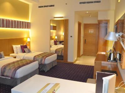 bedroom 3 - hotel fortune park - dubai, united arab emirates