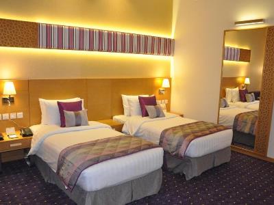 bedroom 2 - hotel fortune park - dubai, united arab emirates