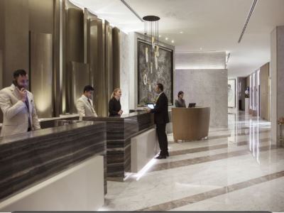 lobby - hotel al bandar rotana - creek - dubai, united arab emirates