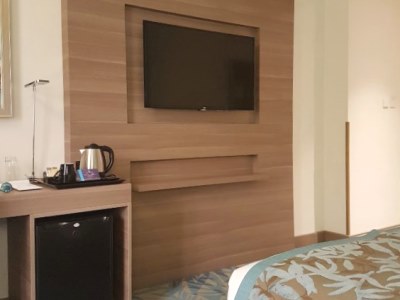 bedroom 1 - hotel mena plaza hotel al barsha - dubai, united arab emirates