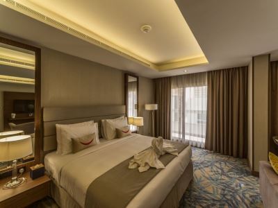 bedroom 1 - hotel mena plaza hotel al barsha - dubai, united arab emirates
