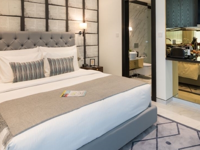 bedroom - hotel millennium atria business bay - dubai, united arab emirates
