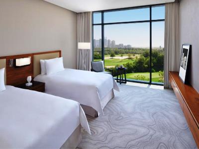bedroom 1 - hotel vida emirates hills - dubai, united arab emirates