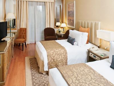 bedroom 4 - hotel crowne plaza dubai apartments - dubai, united arab emirates
