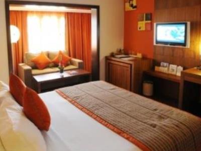 bedroom 1 - hotel ascot - dubai, united arab emirates
