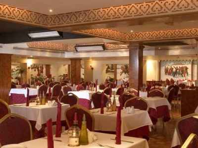 restaurant - hotel ascot - dubai, united arab emirates