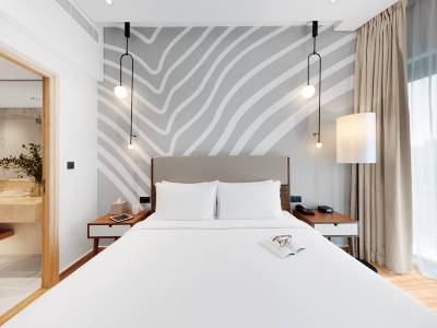 bedroom 2 - hotel adagio premium the palm - dubai, united arab emirates