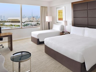 bedroom 1 - hotel crowne plaza festival city - dubai, united arab emirates