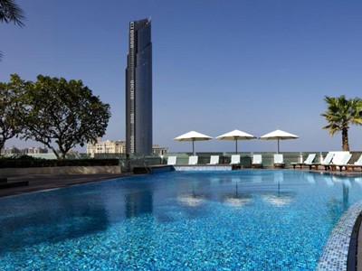 outdoor pool - hotel crowne plaza festival city - dubai, united arab emirates