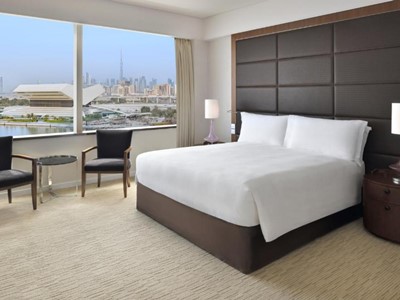 bedroom - hotel crowne plaza festival city - dubai, united arab emirates