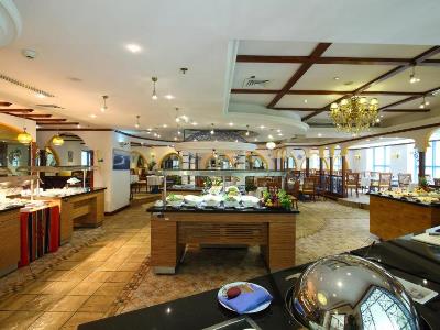 restaurant - hotel coral dubai deira - dubai, united arab emirates