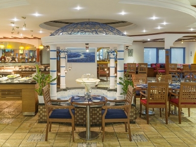 restaurant 2 - hotel coral dubai deira - dubai, united arab emirates