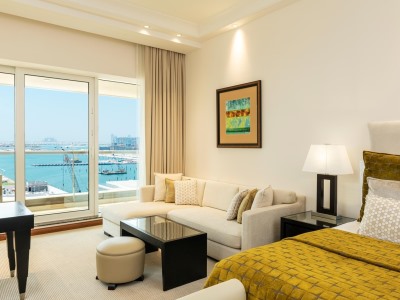 bedroom - hotel grosvenor house, a luxury collection - dubai, united arab emirates